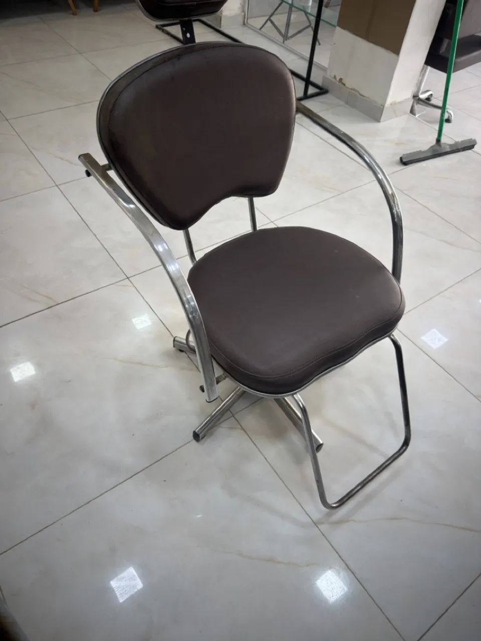 Cadeira para salão de beleza  - Foto 2