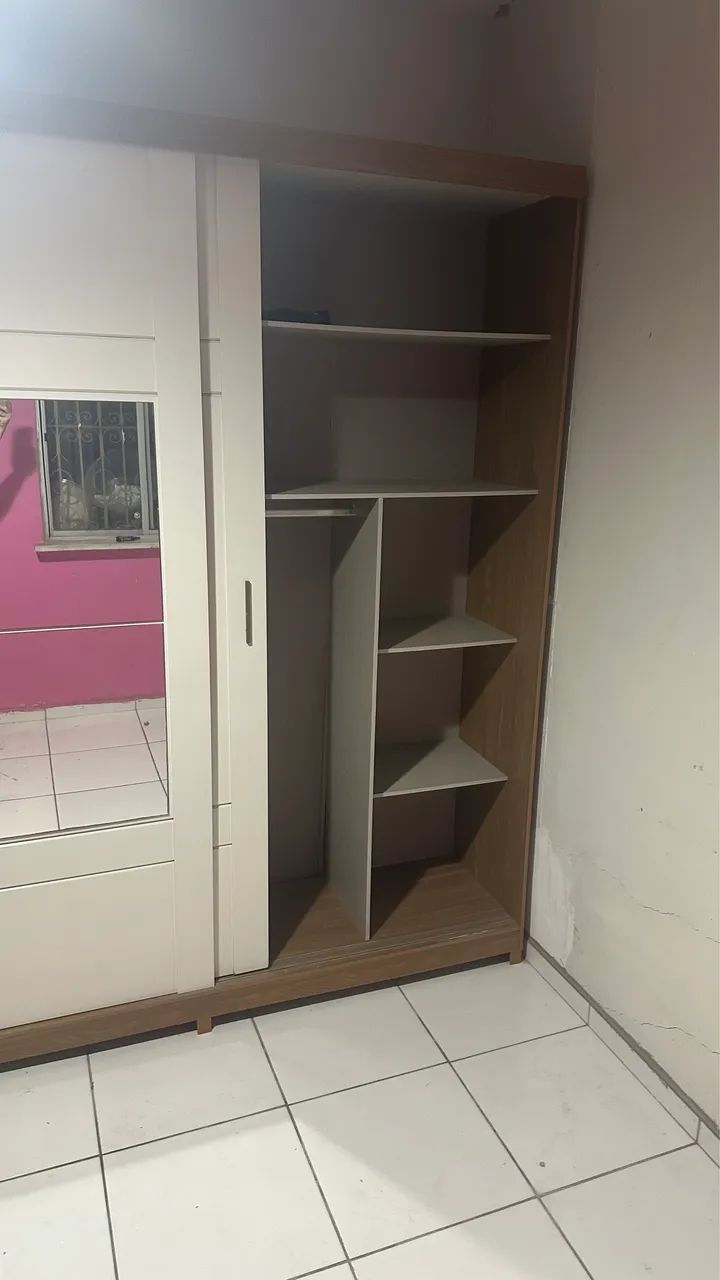 Guarda roupa casal com espelho  - Foto 3