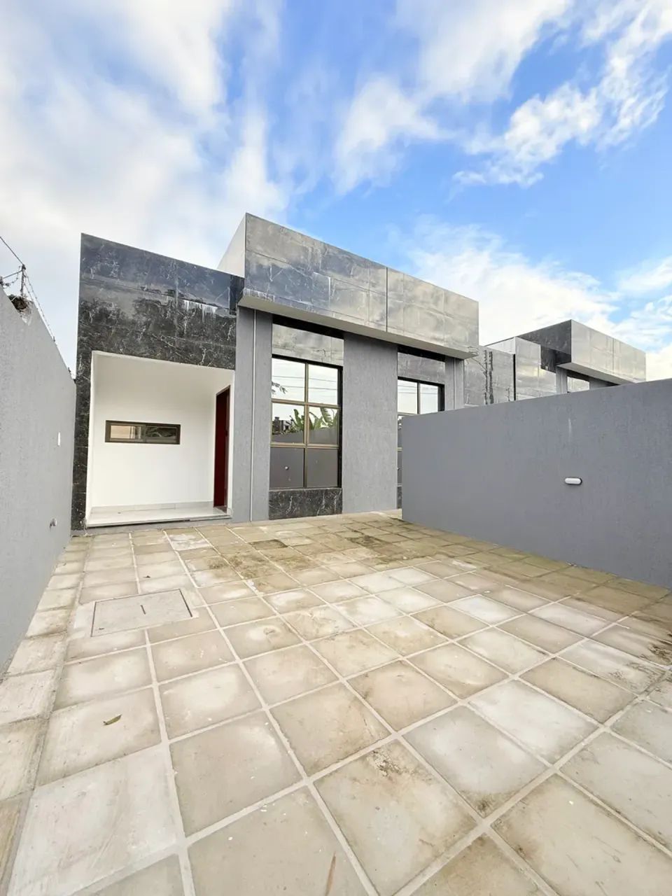 EXCELENTE CASA EM CRUZ DAS ARMAS PRONTA PARA MORAR