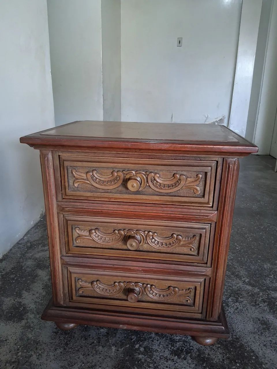 Cama e cabeceira de madeira  - Foto 3