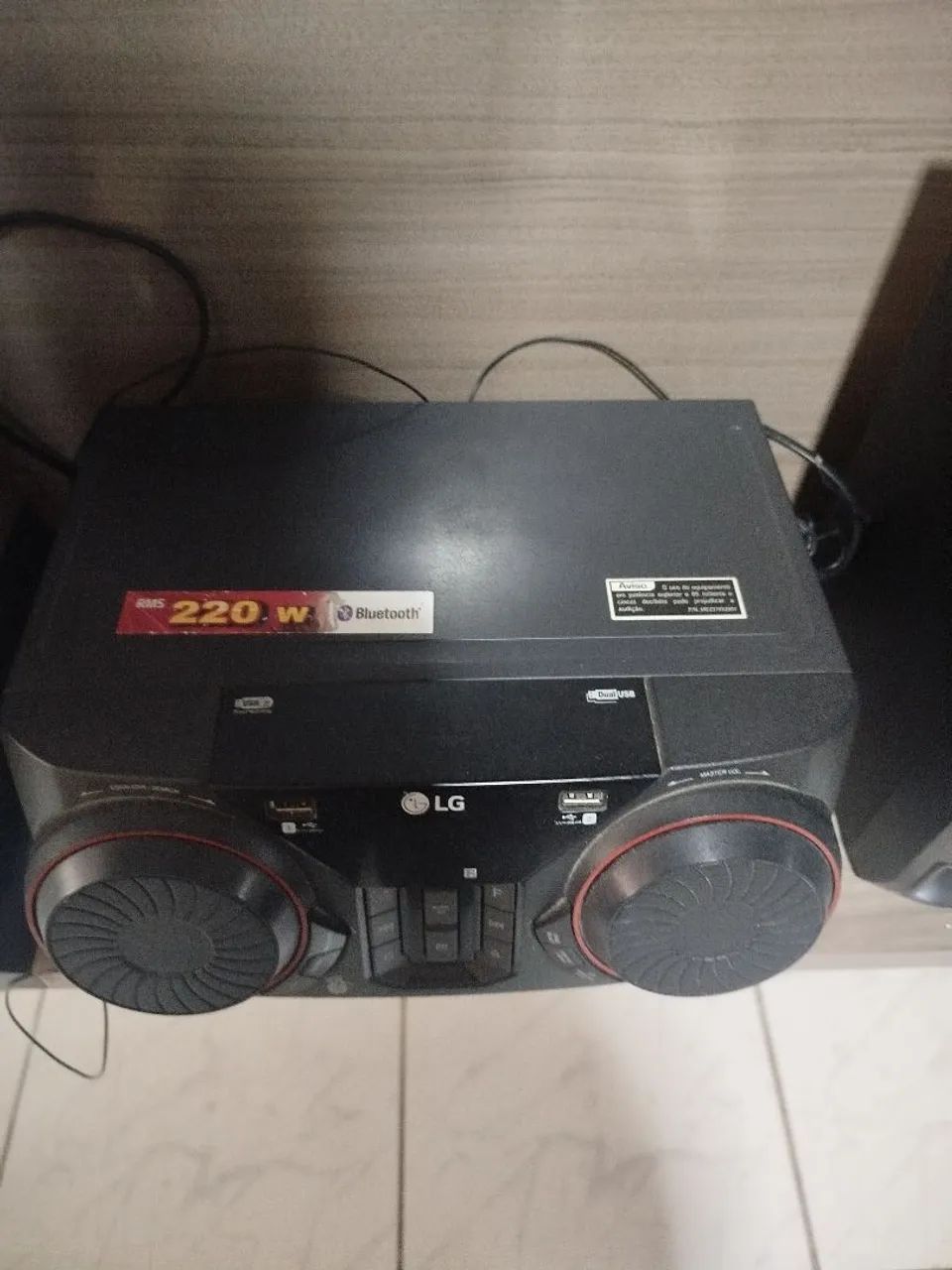 Som LG RMS 220 é bluetooth  - Foto 3