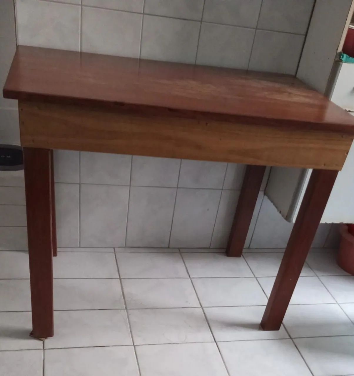 Cômodas e Mesa de Madeira - Foto 4