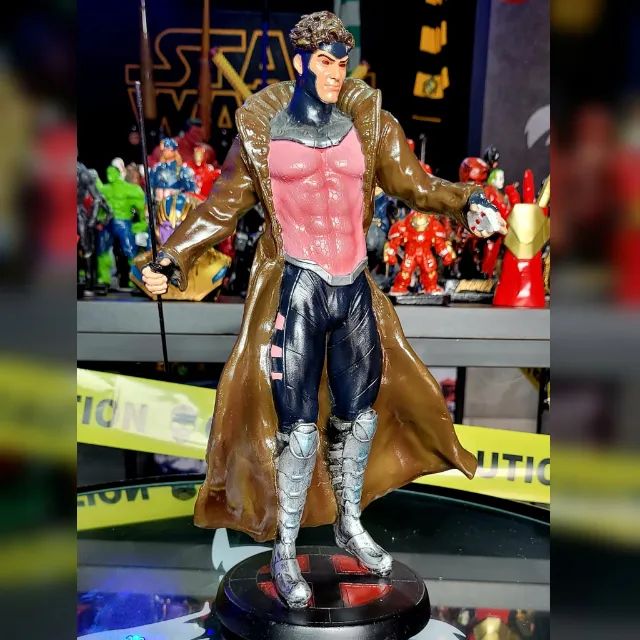 Gambit X-Men 97, 36cm - Colecionável Marvel de Resina - Foto 2