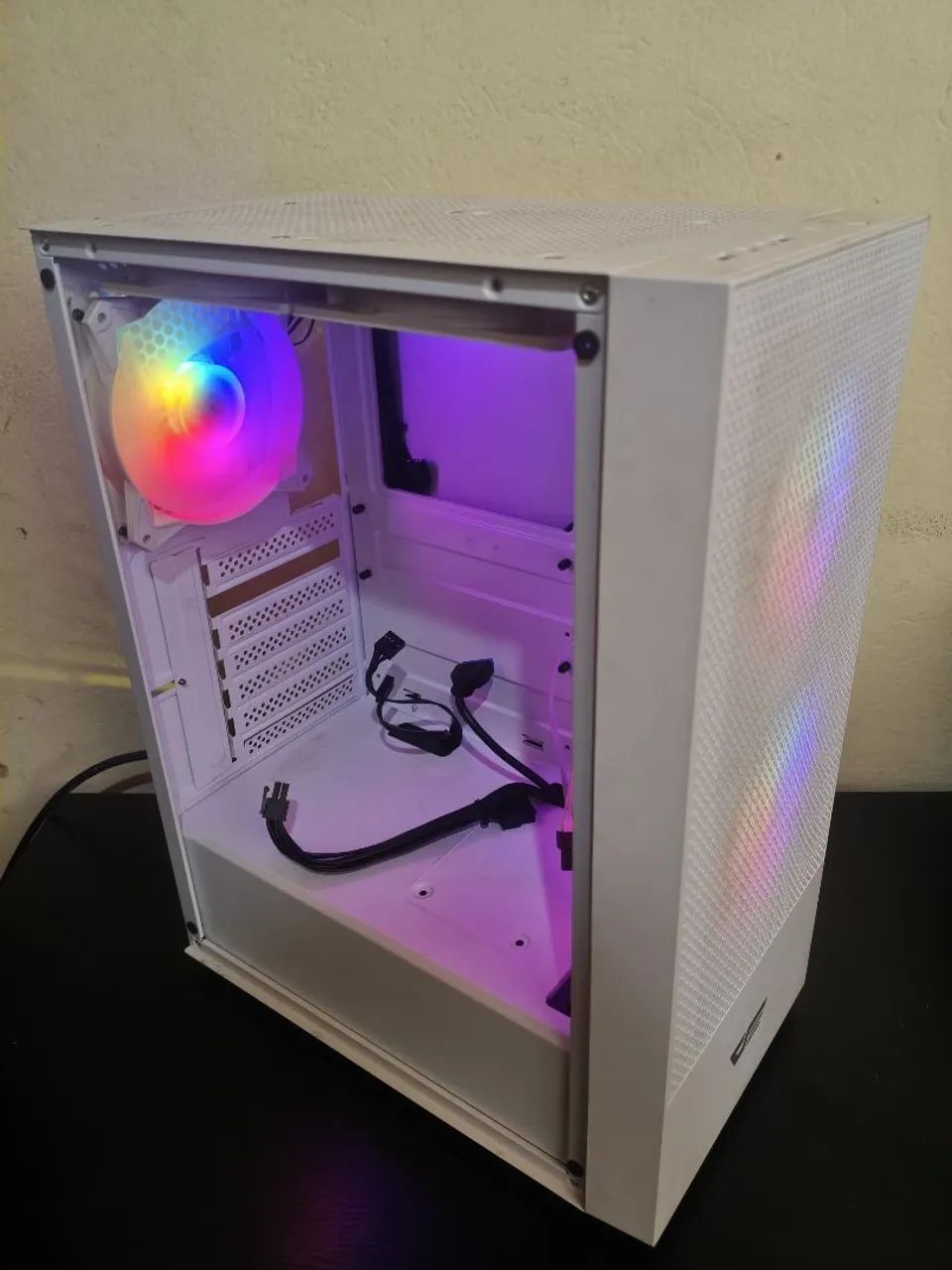 KIT GABINETE + FONTE 550W 80 PLUS