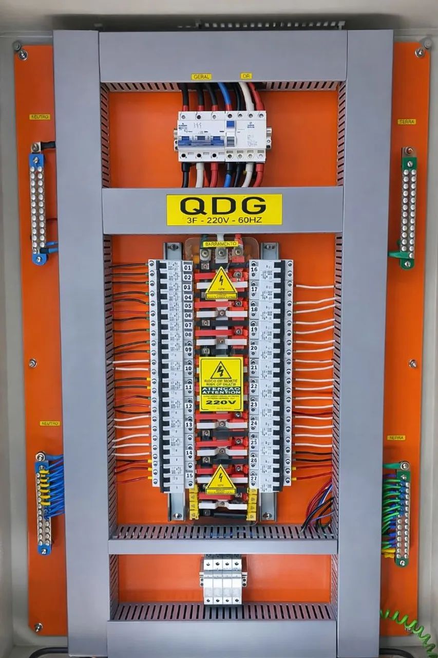 Eletricista  - Foto 2