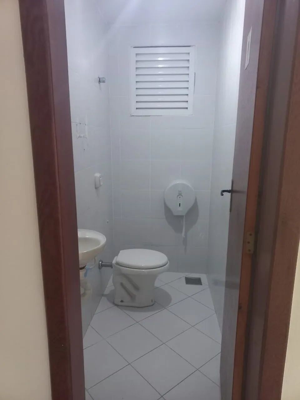 Sala comercial em Cavaleiros, Macaé/RJ - Foto 4