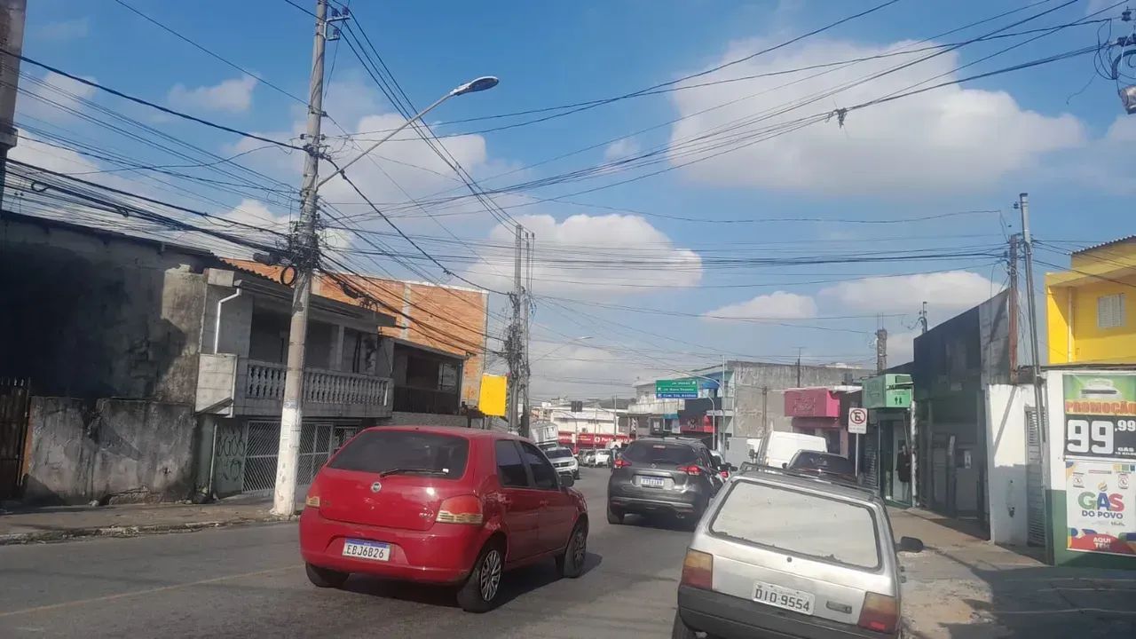Salão Comercial com casa de fundos e quintal - Padroeira/Osasco - SP - Foto 2