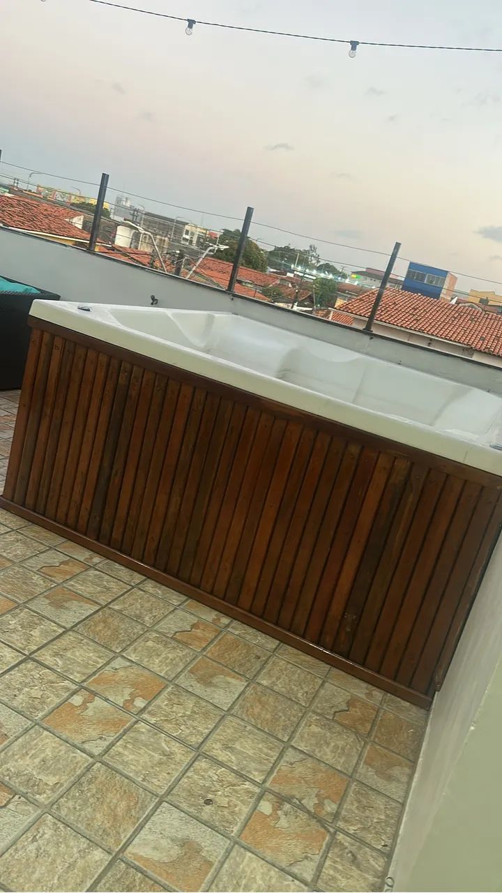 Banheira /jacuzzi c hidromassagem  - Foto 2