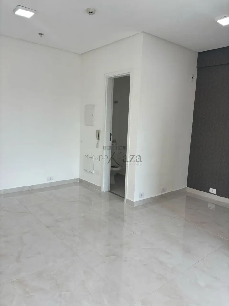 Oportunidade - Sala Comercial - Edifício Downtown Offices & Mall - Centro - 24m². - Foto 3