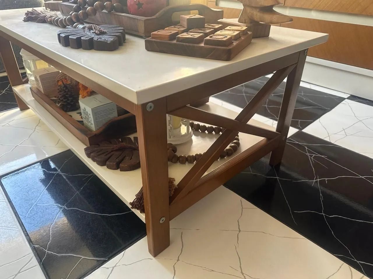 Mesinha de centro/ mesa de madeira  - Foto 3