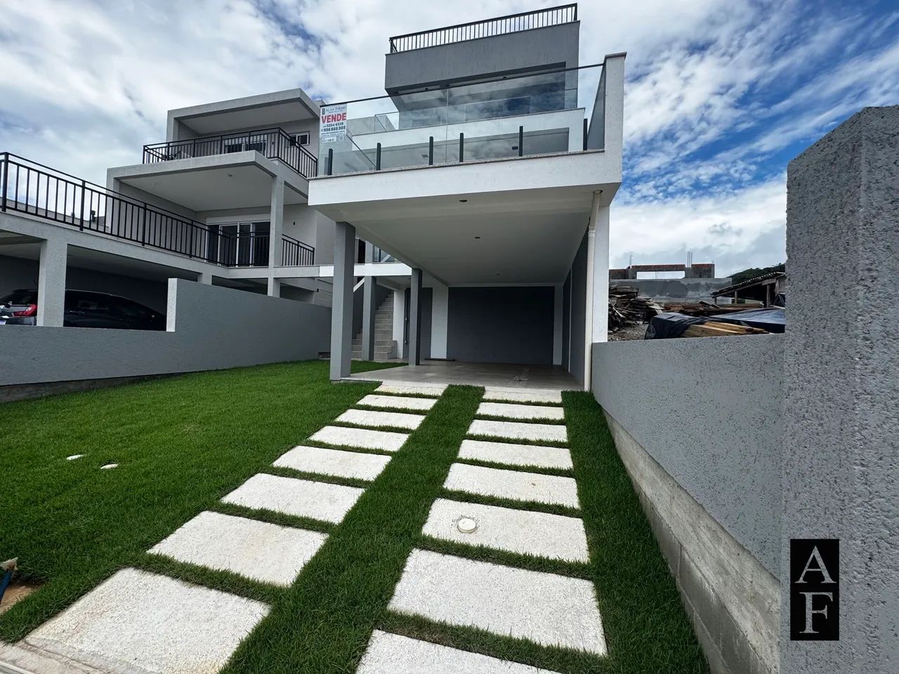 Casa com Terraço e Garagem Coberta - Foto 3