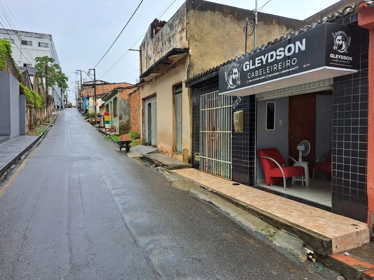 Casa com ponto comercial 