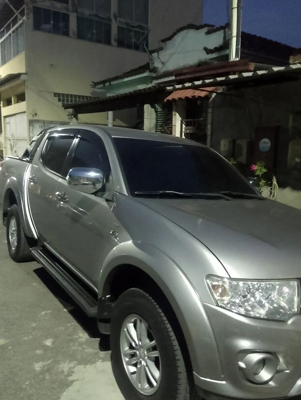 Mitsubishi L200 L200 Triton HLS 2.4 Flex 16V CD Mec. 2017