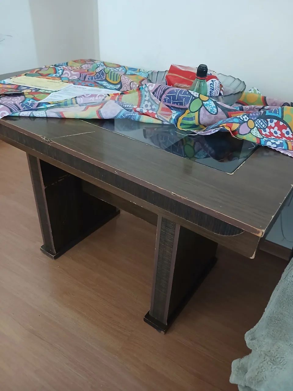 Mesa madeira 150,00