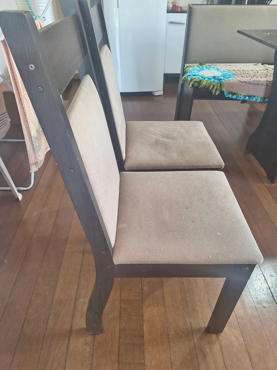Mesa com 2 cadeiras  - Foto 4