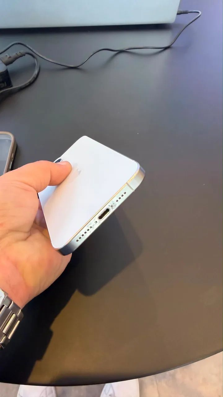 iPhone 15 pro Max - Foto 3