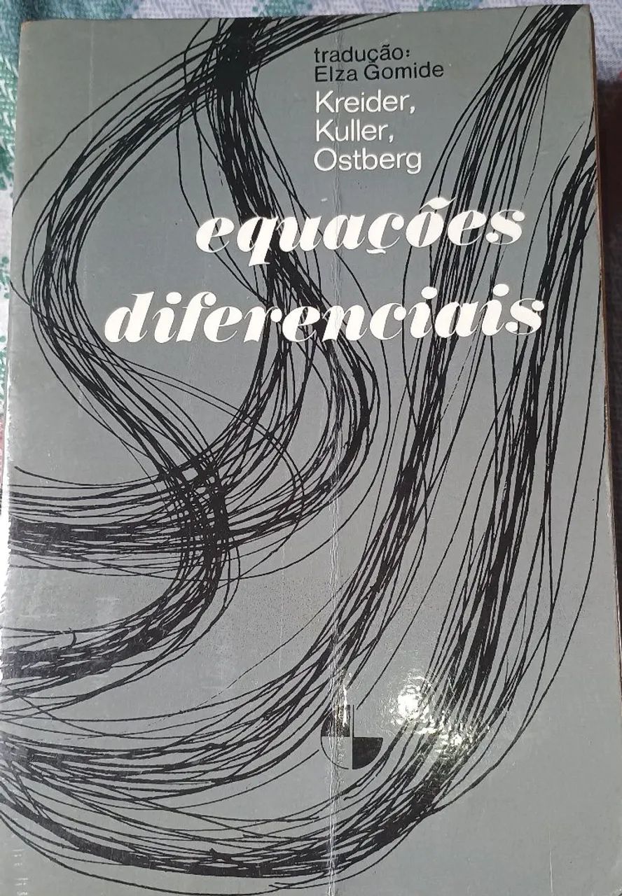 Vários livros.
