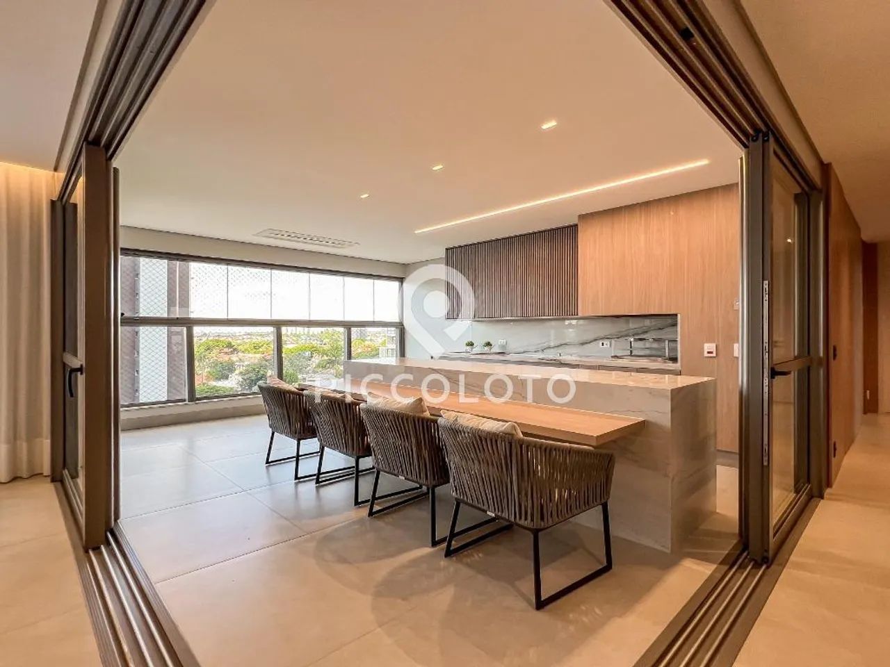 Apartamento à venda e para alugar em Campinas, Nova Campinas, com 3 suítes, com 222 m²