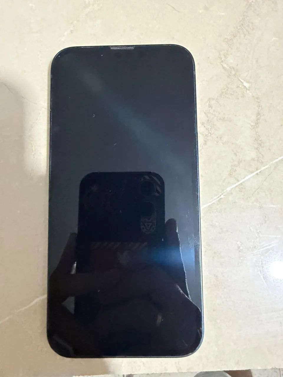 Vendo IPhone 13. 2100 R$ com nota fical e caixa 