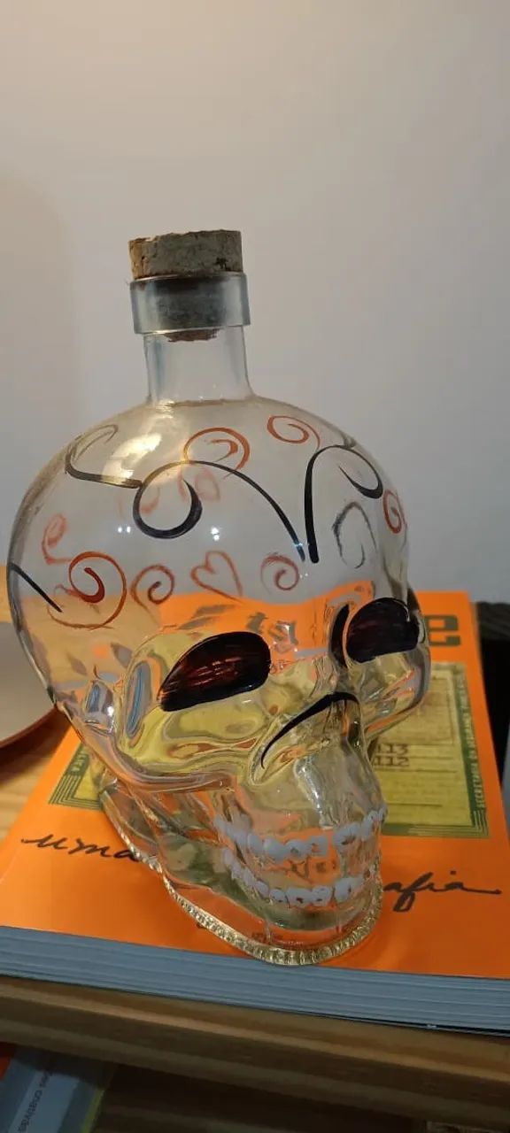 Garrafa caveira mexicana