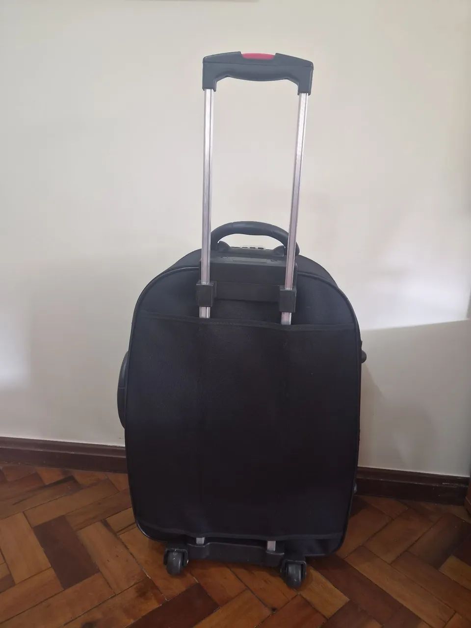 Mala preta 2 rodinhas grande 23kg - Foto 2