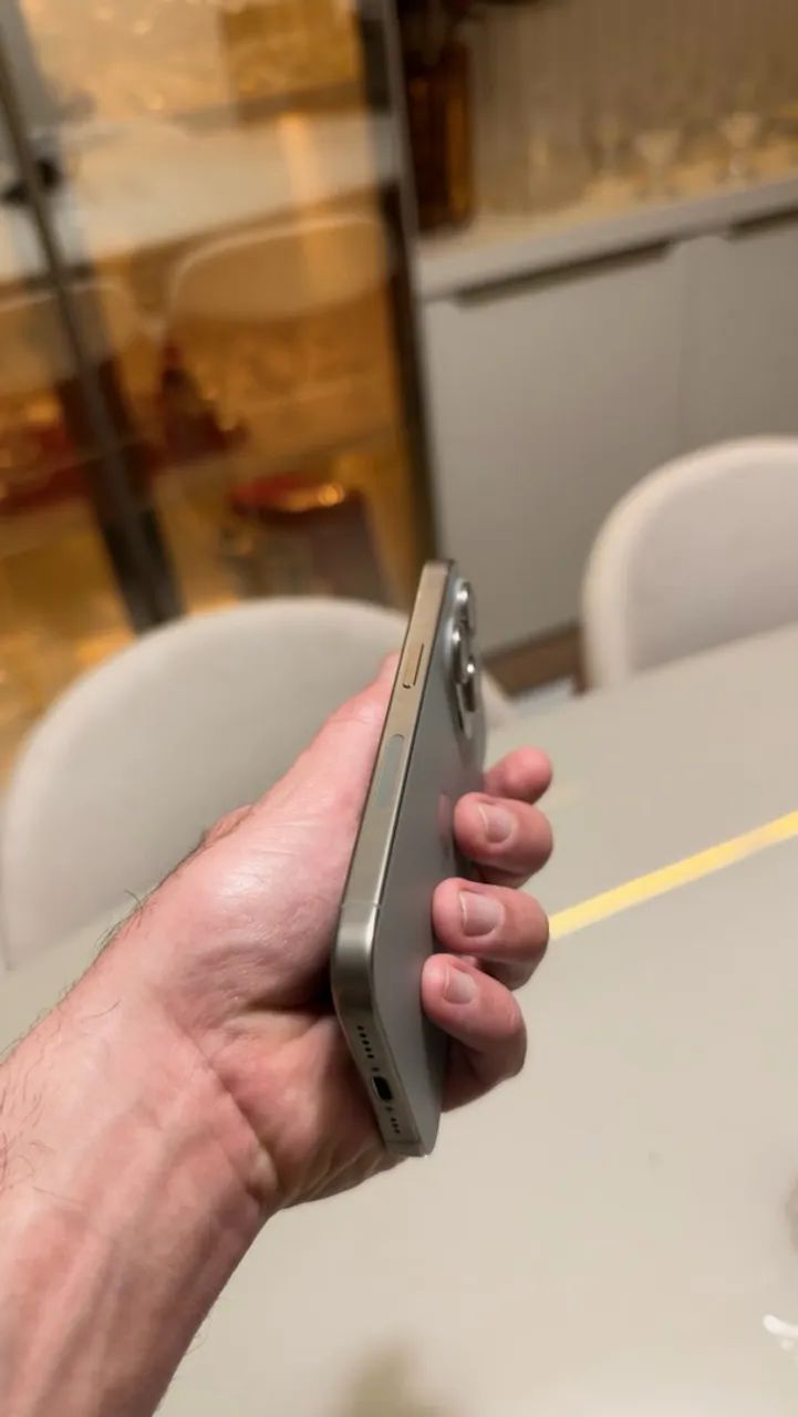 iPhone 15 Pro 256gb - Foto 3