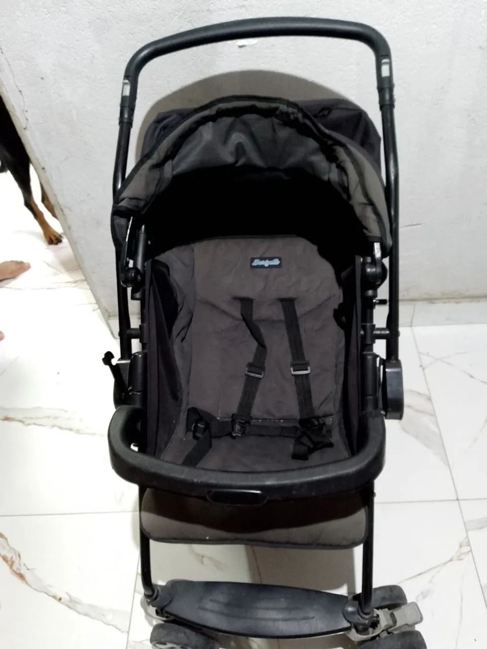 Carrinho para bebê semi-novo  - Foto 3