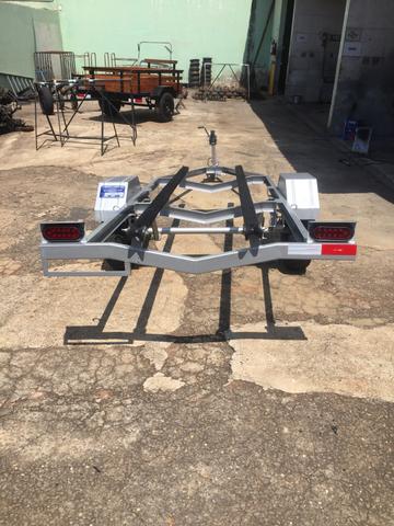 Carretinha para Jet Sky, super Promoção .. Acompanha Guincho manual !! - Foto 2