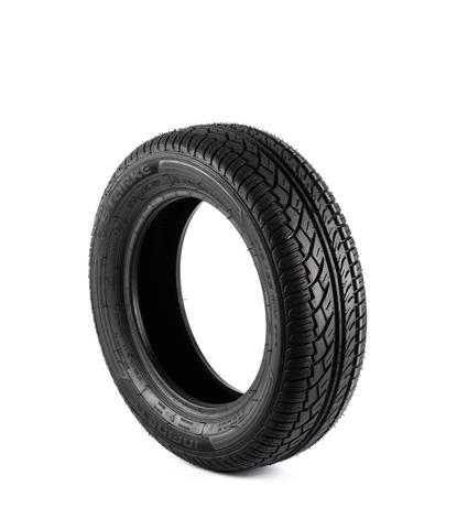 Pneu 175/65/14 na rl pneus