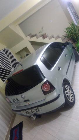 Polo Hat 1.6 8v completo flex