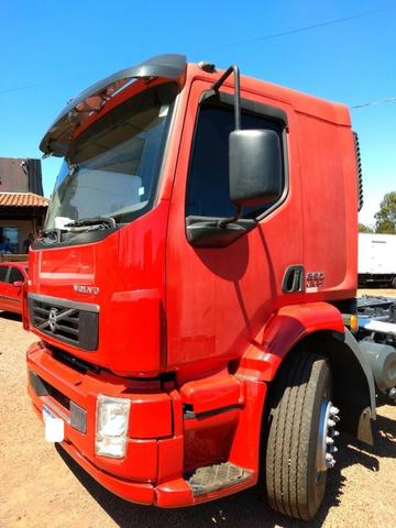 Volvo Vm 260 4 eixo - Foto 14