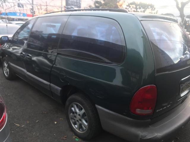 Chrysler Caravan V6 automática completa Repasse - Financie Fácil - Foto 2