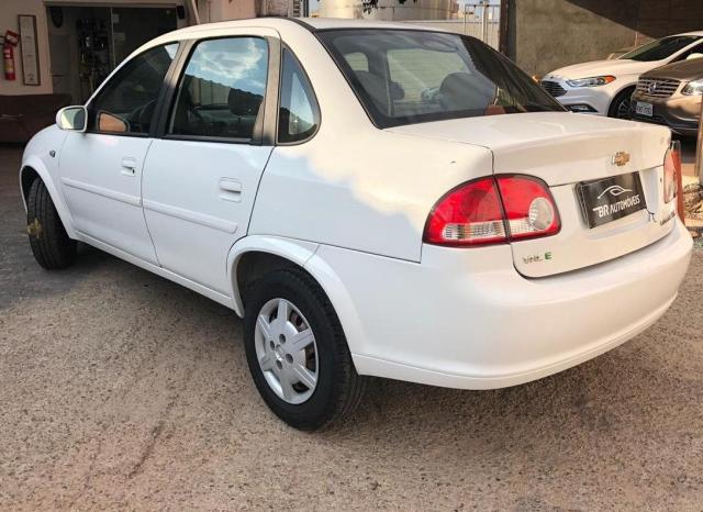 CHEVROLET CLASSIC 2012/2013 1.0 MPFI LS 8V FLEX 4P MANUAL - Foto 5