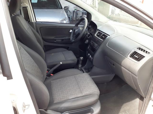 Vw fox trend 1.6 completo super consevado - Foto 3