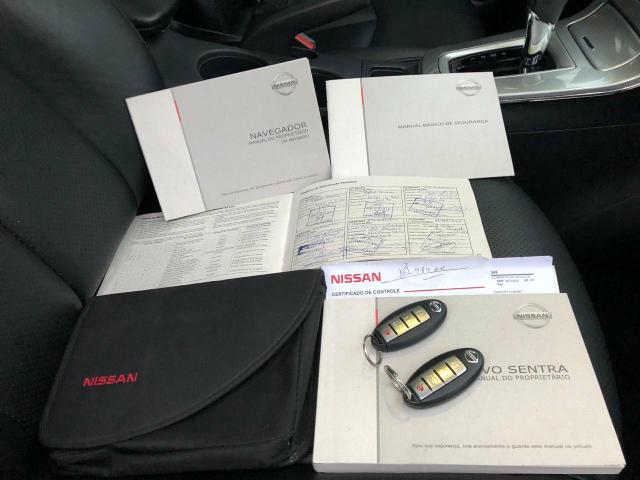 Vendo Sentra SL 2.0 Completo Top - Foto 11