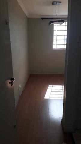 Vendo Excelente Apartamento 3Quartos com mobilia - Foto 6