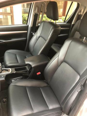 Hilux SRX 4X4 DIESEL AT 2016/2017 - Foto 3