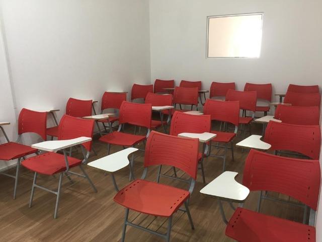 Sala em Araraquara-SP para cursos/treinamentos com projetor multimídia