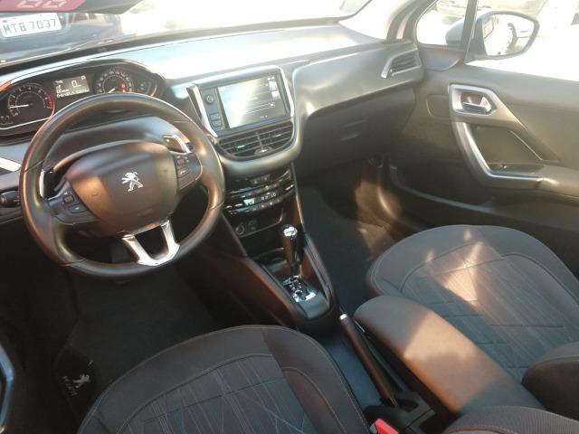 Peugeot 208 - Foto 6