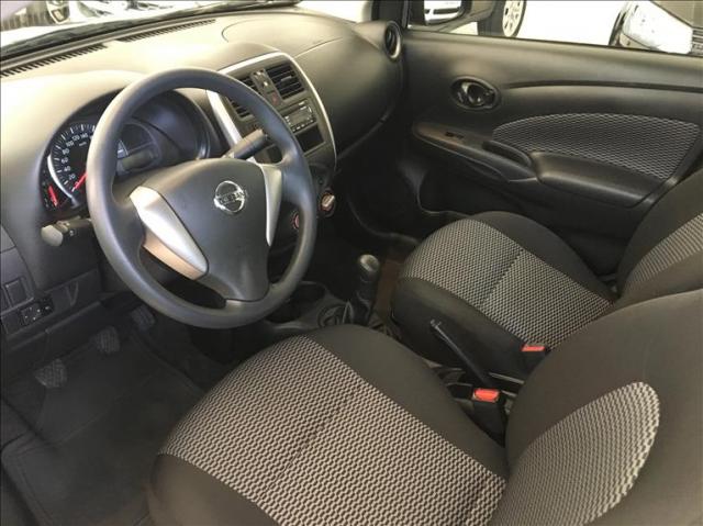Nissan Versa 1.0 12v - Foto 10
