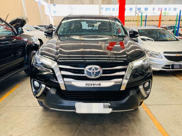 Hilux SW4 7L 2017