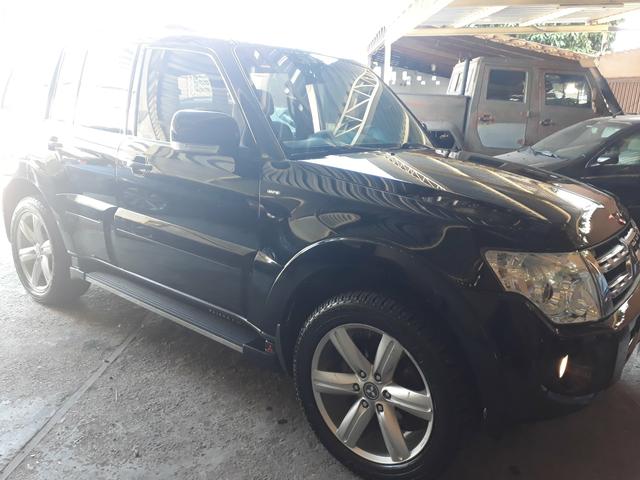 Mitsubishi Pajero HPE 3.2 DIESEL 2012/2013 - Foto 2