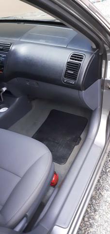 Honda Civic 05|06 - Foto 11