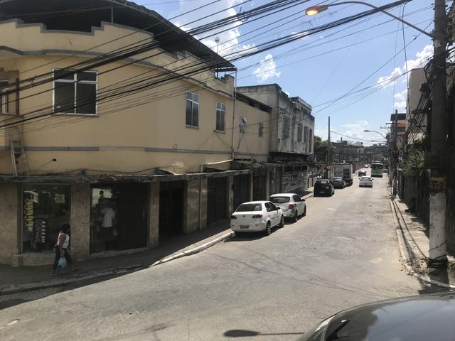 Aluguel de apartamento e lojas - Foto 4