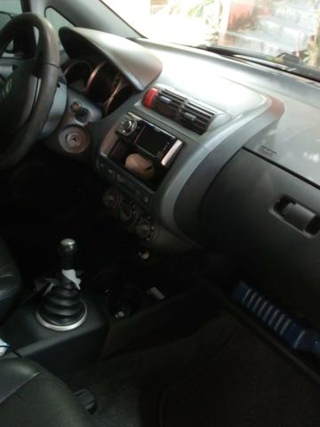 Fit Honda 1.4 Ano 2005 - Foto 8