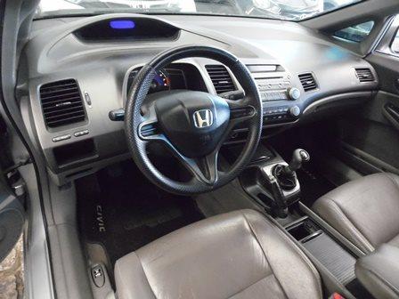 HONDA CIVIC 2006/2007 1.8 LXS 16V FLEX 4P MANUAL - Foto 5