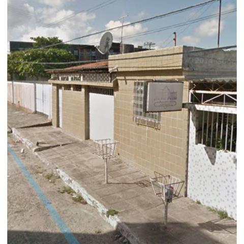 Vendo 2 casas em uma