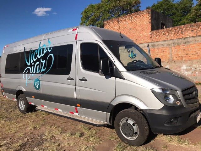 van executiva 8 lugares