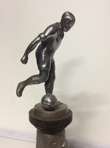 Troféu antigo  futebol  - Foto 4