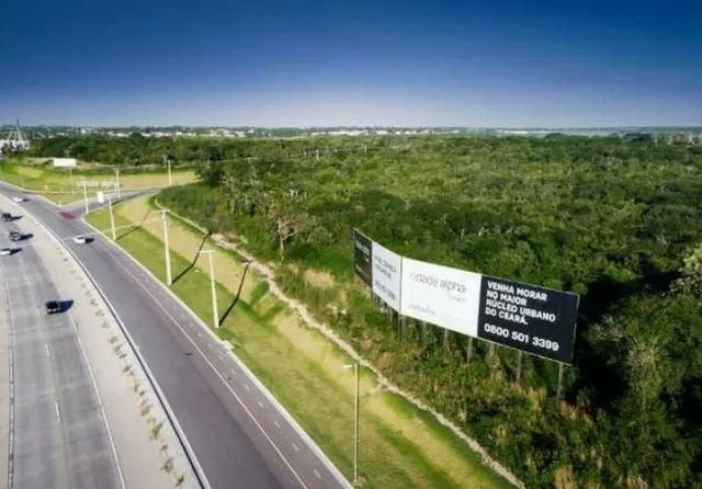 Lote de esquina nascente com 496m² na Cidade Alpha Ceará 